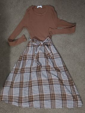 PatPat Brown Ribbed Top & Brown Plaid Maxi Dress